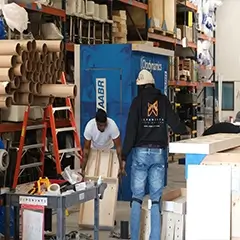 Preparing booth staff for visitor engagement