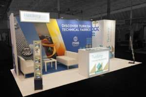 Reconfigurable rental trade show booth for cost-effective event marketing