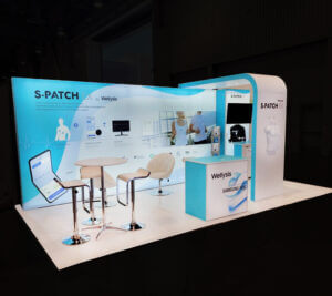 Designing an open and interactive 10x20 inline booth layout