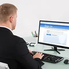 Connecting online and on-site trade show marketing