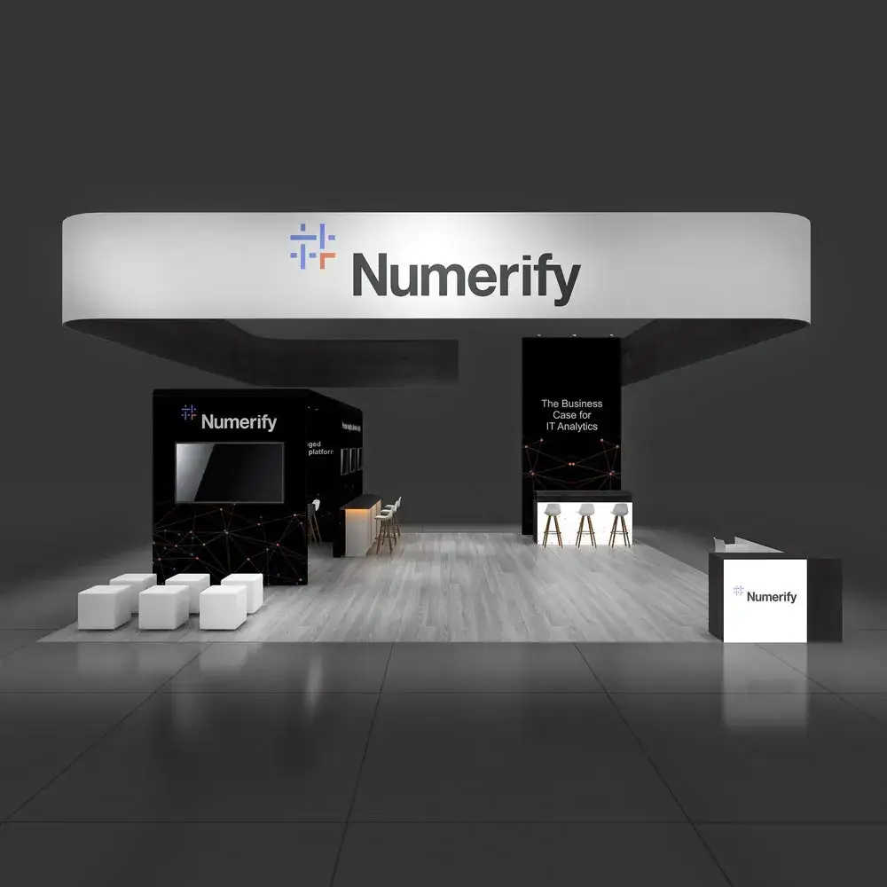 30x30 booth rental RLU3030 125 - image8
