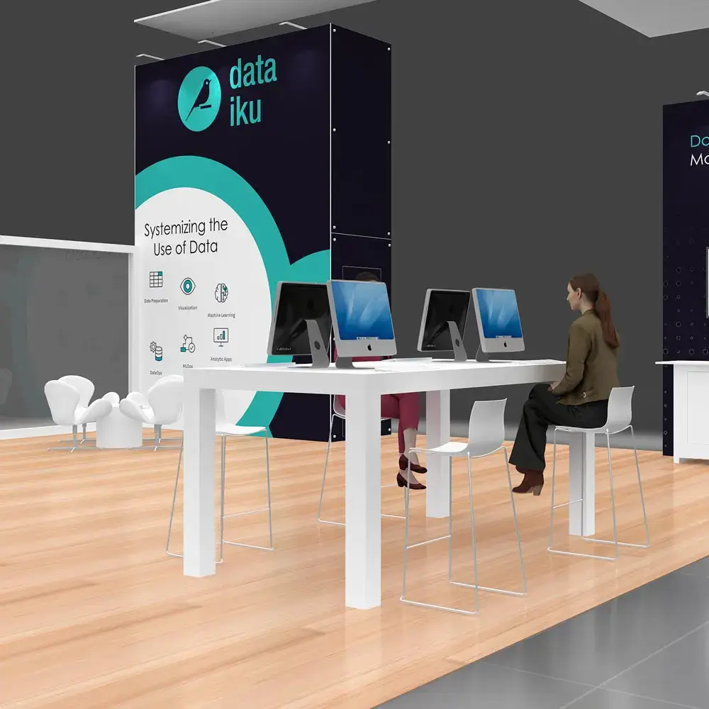 30x30 booth rental RLU3030 164 - image6