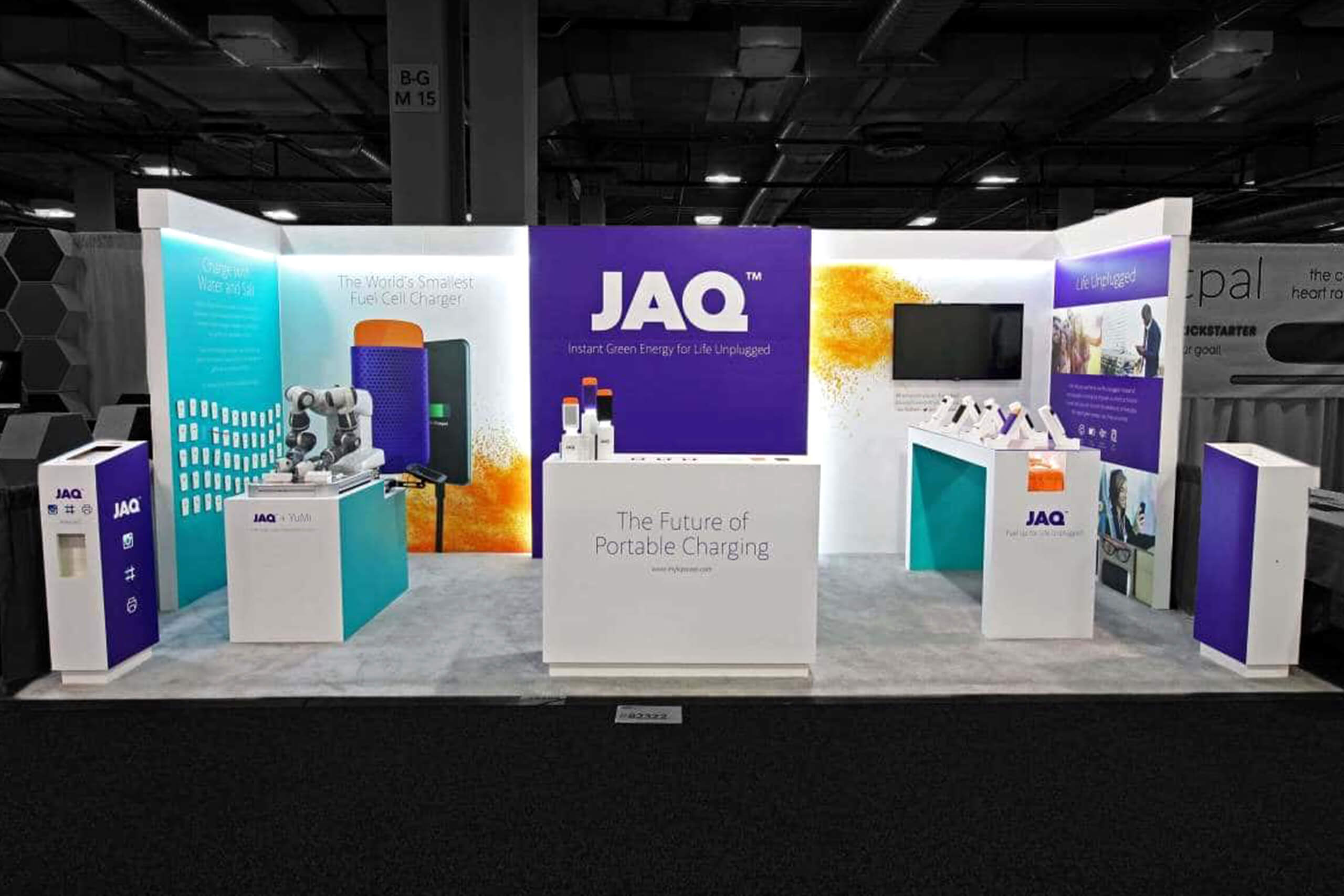 JAQ's engaging 10x20 booth rental at CES