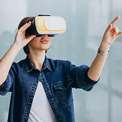 Interactive exhibit technology for engaging trade show visitors